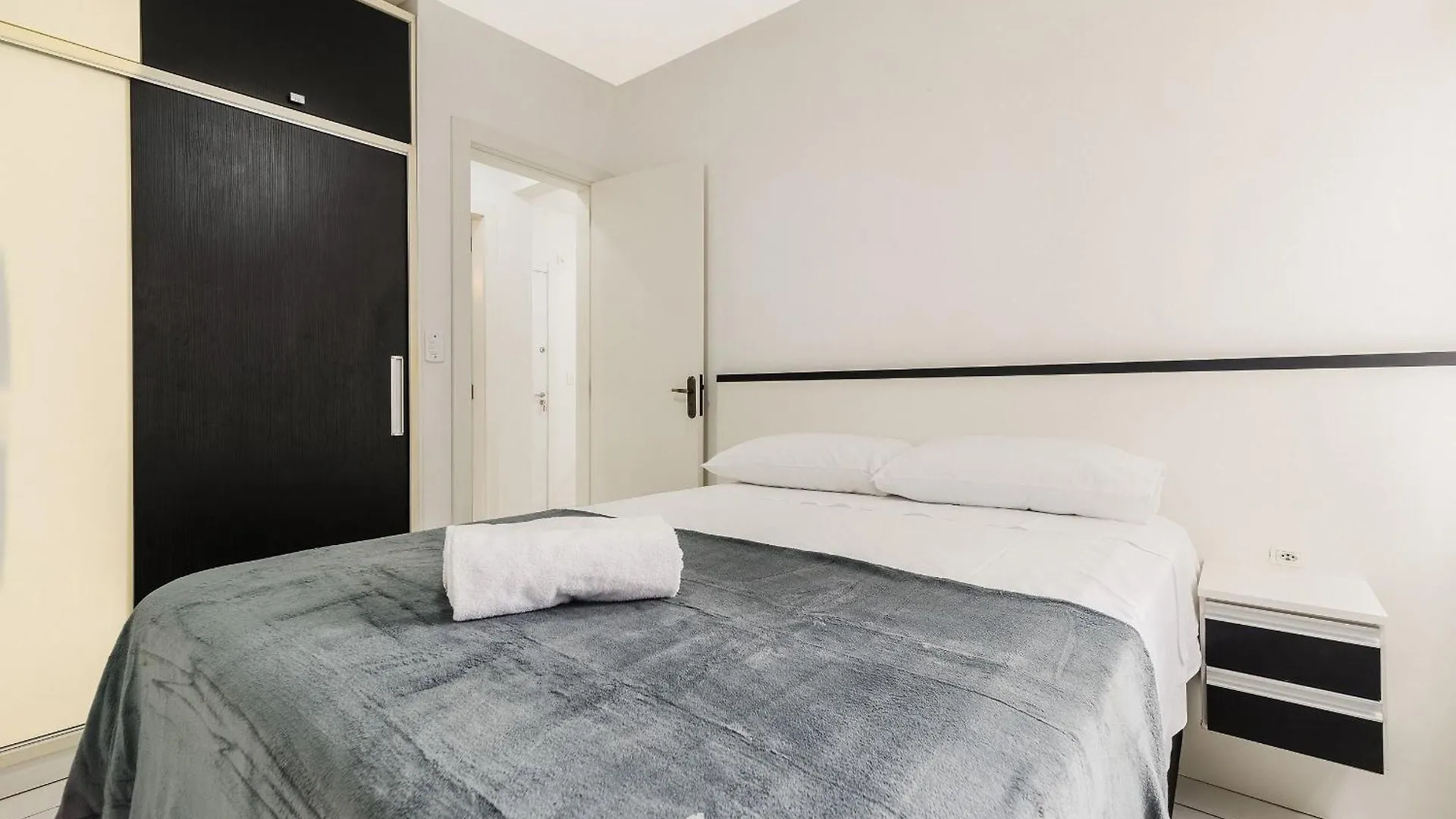 Apto 400M Da Praia Prox Rest. E Mercados Cev1106 Balneário Camboriú 브라질